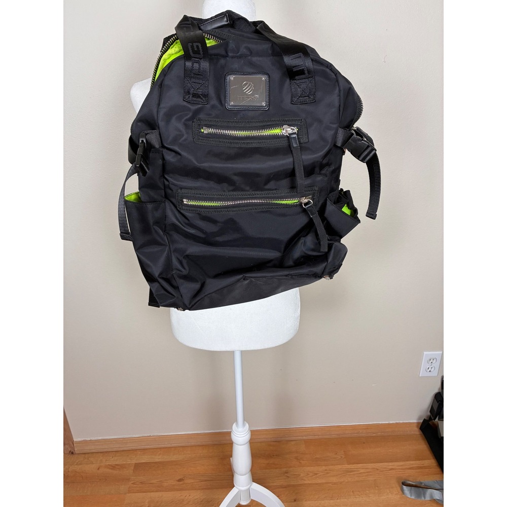 MPG Sport Mondetta Performance‎ Gear Black Nylon Backpack Neon Green Lining